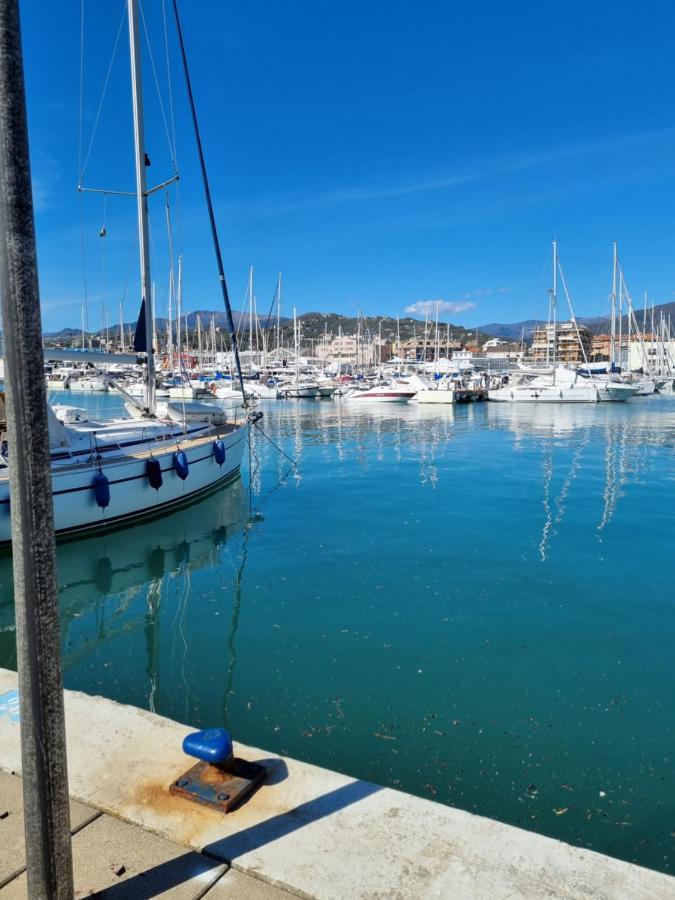 Albergo Stella Di Mare Lavagna Zewnętrze zdjęcie