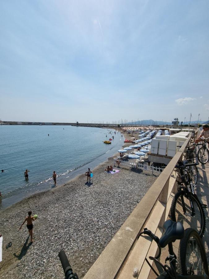 Albergo Stella Di Mare Lavagna Zewnętrze zdjęcie
