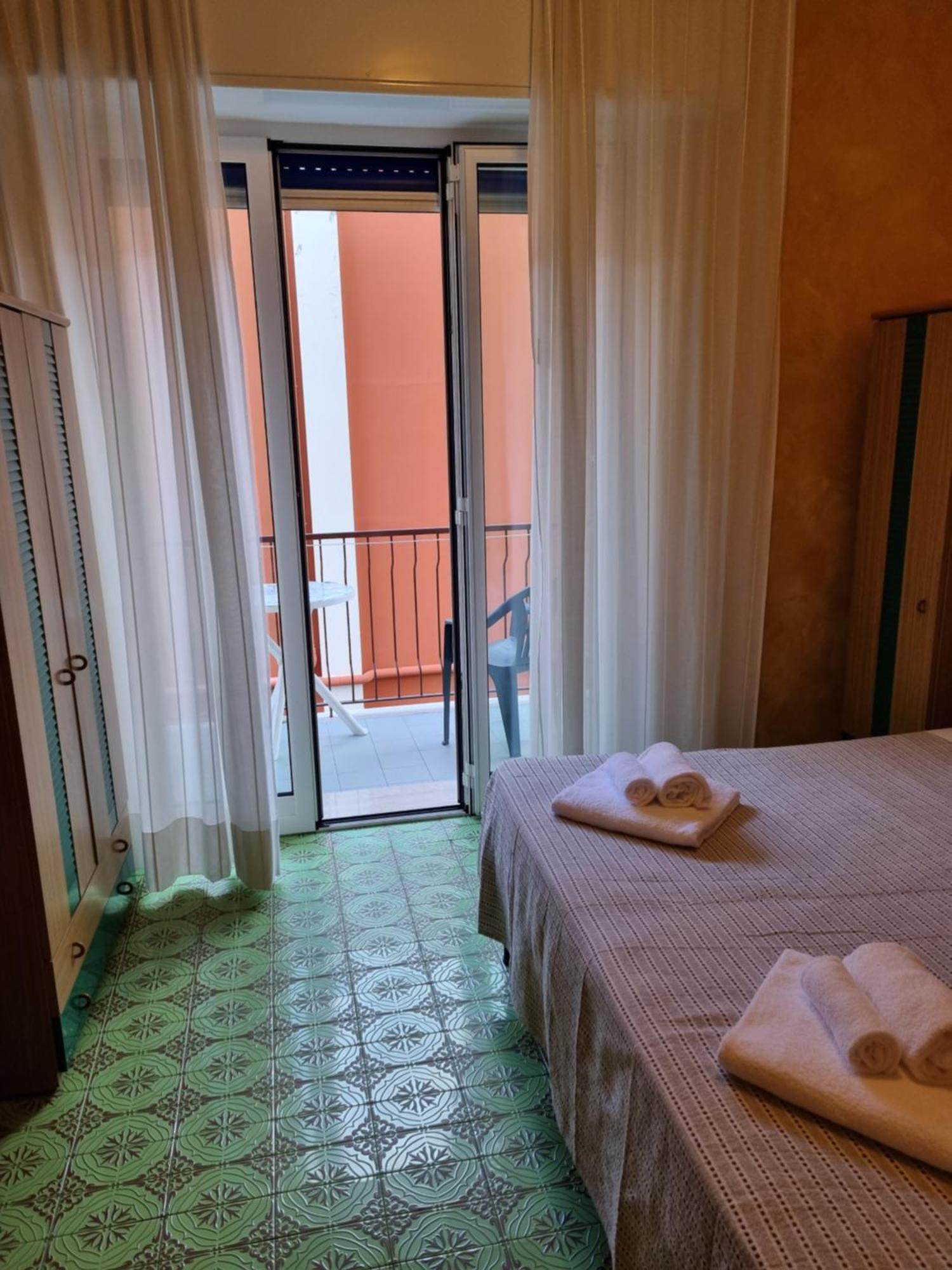 Albergo Stella Di Mare Lavagna Zewnętrze zdjęcie